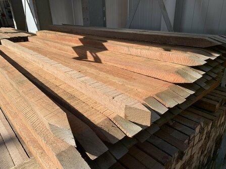 4X4CM 0.8M HARD HOUT RUW