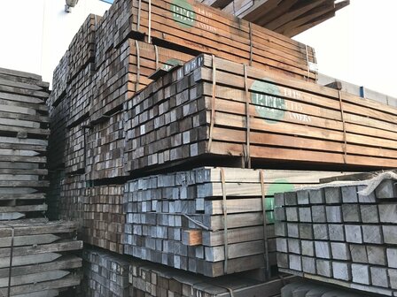 7x7CM 3.5M HARD HOUT RUW