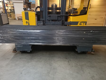 VUREN ZWEEDS RABAT 10/24X197MM ZWART GESPOTEN 300cm