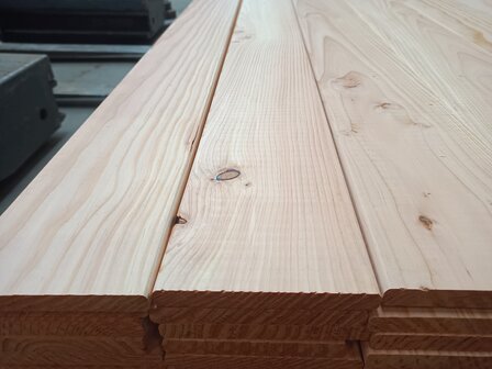 18x140mm 400cm Douglas beschutting planken