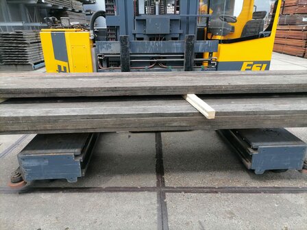 45X145MM HARD HOUT GEBRUIKT 390CM