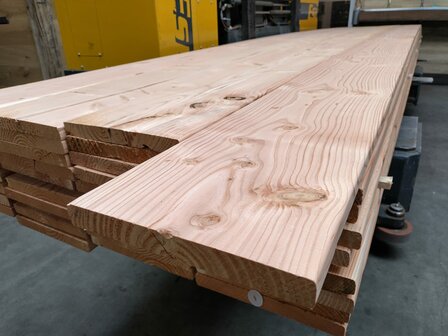 25x240mm Douglas 500cm