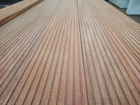 35X190MM AZOB&Eacute; ANTISLIP 500CM