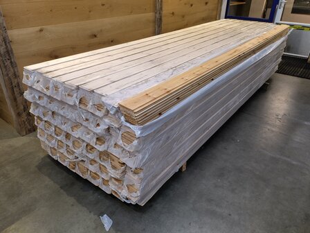 15x105mm Grenen Sauna schoten 357cm