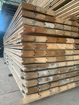 Gebruikt vuren damwand 75x175 mm  500 cm lengte