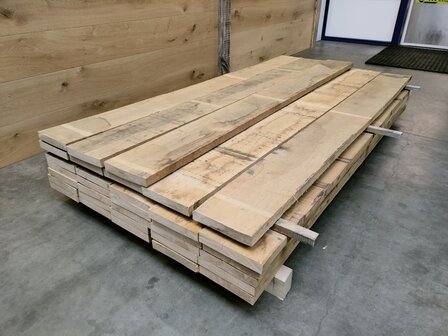 30x180mm Meubeldroog eiken ruw 195cm