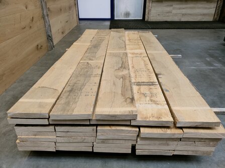 30x180mm Meubeldroog eiken ruw 195cm