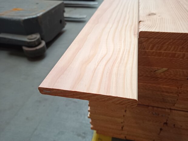 18x140mm 400cm Douglas beschutting planken