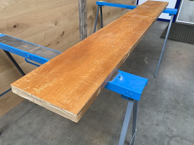 Gebruikte orgeon pine planken 35x260 mm 195 cm lengte