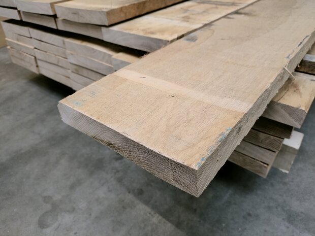 30x180mm Meubeldroog eiken ruw 195cm