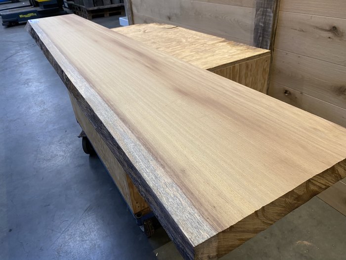 iroko hout en wandplanken Van Hameren Houthandel